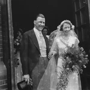 Wedding of N Spencer in Sidcup. The happy couple 1935 Wedding of N Spencer in Sidcup. The happy couple 1935