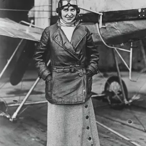 A women to attempt Atlantic flight. Mrs Luba Phillips, who is to attempt a non A women to attempt Atlantic flight. Mrs Luba Phillips, who is to attempt a non