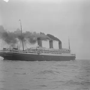 Worlds largest ship arrives at Southampton The new White Star Liner RMS Majestic Worlds largest ship arrives at Southampton The new White Star Liner RMS Majestic