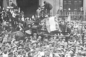 Easter Rising 1916 Collection: 1916 Easter Rebellion in Eire. Prisoners return to Dublin 1917