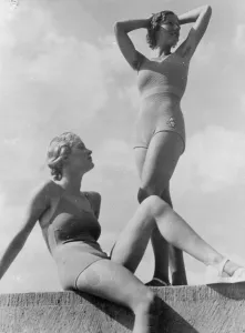 1936 bathing girls to have more stretching room, beach costumes brief and elastic