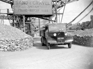 3 ton Bedford truck leaving the Sand & Gravel Co Ltd, gray gravel pit in Sidcup, Kent