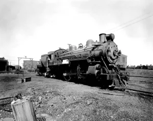 Engine Prints: 3318 steam train: first of its type, built in 1904