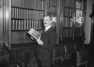 46 years at the Guildhall libray. Mr Bernard Kettle, who is retiring from his