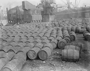Harbour Collection: 5, 000 Barrels of Syrup held up at Surrey Docks It is alleged that 5, 000 barrels