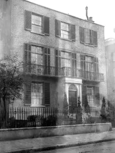 Railings Prints: 86 Vincent Square, Westminster - Mr Lloyd Georges New Town house - 25 October 1922