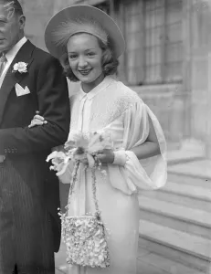 Accompanied by Clive Brooke, the film actor, Miss Florence Desmond, the actress