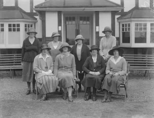 Golf Prints: Actresses Lose at Golf The stage ladies Golfing society played an eight team match