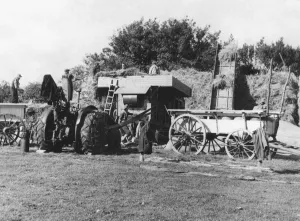 Agricultural Machinery : Harvesting in Sussex