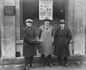 Prints of Albert Lloyd, Australian Boxer. Dick Smith, English Heavy Weight. George Cook, Australian Boxer. 1 February 1923 1920s Prints: Albert Lloyd, Australian Boxer. Dick Smith, English Heavy Weight. George Cook