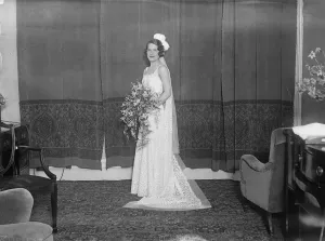 American girl to be presented at court. Miss Hannah Locke of Philadelphia