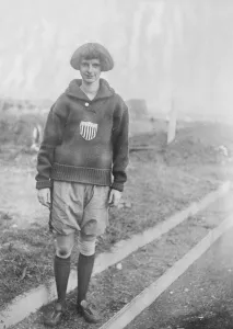 American Girls in Paris for Feminine Olympic Games Miss M Gilliland, the 100 yards