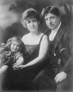 Husband Prints: Americas blind Senator. Thomas D Schall, the blind Senator of Minnesota, with his wife