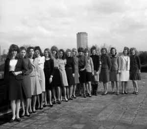 Debutante Prints: The announcement of the girls who have been chosen to model in the Berkeley Debutante