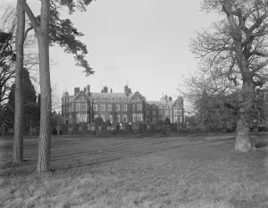 An Australian farm in England : Ideal in Empire Land training at Lynford Hall, Norfolk