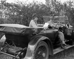 Sports Car Prints: Avon Valley Coursing Club meet at Downton Hampshire. Mr and Mrs L. V. Bolton. 1926