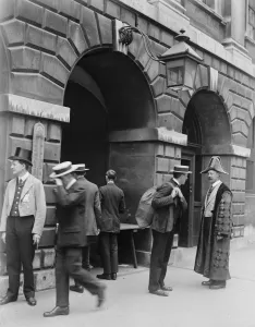 Finance Prints: Bank of Englands New War Loan June 1915