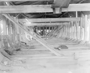 Barge building at Farnborough 30 October 1920