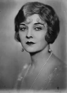Film Star Prints: Beautiful American who is expected in London next week. Mrs Rex Ingram, wife of