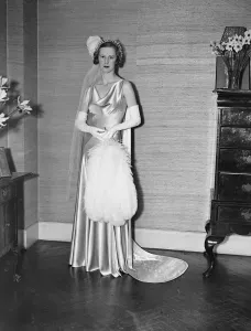 Beautiful debutante from America. Miss Daphne Prizer, aged twenty years, of San Francisco
