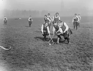 Fashionista Prints: Bedford College Students Hockey at Paddington 20 March 1920