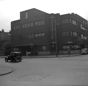 London Life Prints: Bermondsey Health Centre Exterior 1949