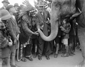 Big Chief White Horse Eagle at the zoo. 7 July 1928