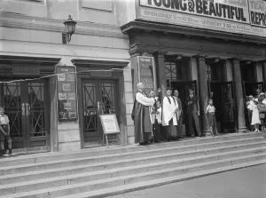 Clergymen Prints: The Bishop of Rochester ( Martin Linton Smith ) at Crayford cinema. 1938