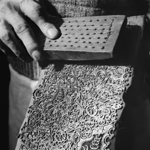 Decoration Prints: Block making in Wilmington, Kent. Another block making method. 27 April 1939