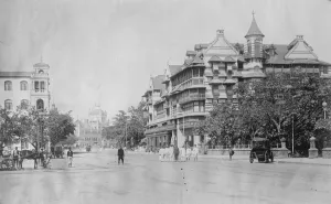 Bombay. The Apollo Bunder, looking north. 12 March 1923