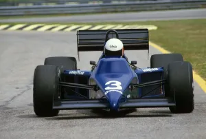 Race Prints: Brazilian GP 1985 Martin Brundle Tyrrell 012