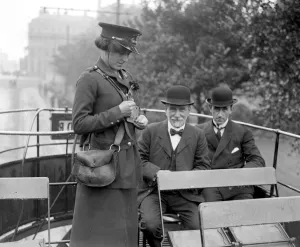 Brighton Women War Workers. undated
