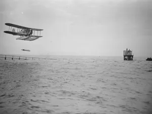 BRITAINs FIRST FLYING TORPEDO BOAT. The first torpedo-carrying seaplane to be built