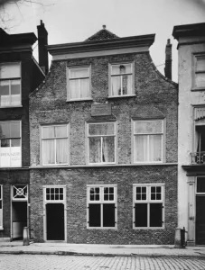 British committee to purchase house of Great Jewish philosopher. A British Spinoza