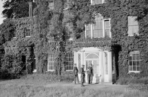 Soldier Prints: British soldiers at the Priory in St Mary Cray, Kent. 1939