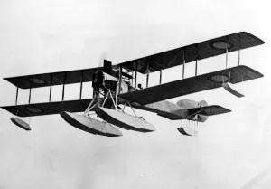 The British Sopwith patrol seaplane with the 225 hp Sunbeam engine. 1914