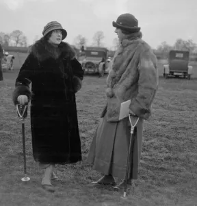 Bullingdon Club Point To Point at Launton. Lady Peyton (left )