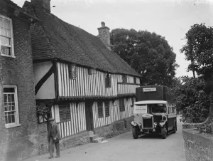 English Prints: A bus passing a pretty cottage in Hollingbourne, Kent. 1935