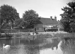 Swan Prints: Bus Scene at Westerham, Kent. 1934