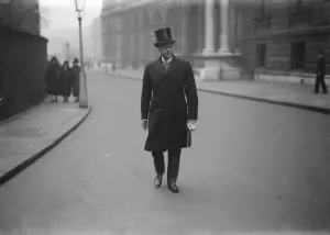 Cabinet and the league of Nations. Sir W Joynson Hicks arriving. 3 March 1926