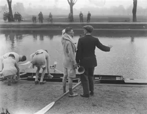 Cambridge crews 18 mile pull to Ely. The Cambridge boat race crew concluded their