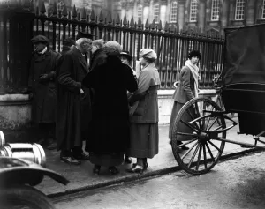 Cambridge votes against the entry of women into full membership of the University