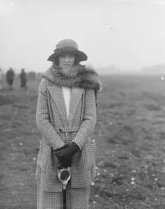 Fur Collar Prints: Captain F Montagus shoot at Lynford Hall, Thetford, Suffolk. Miss Underwood