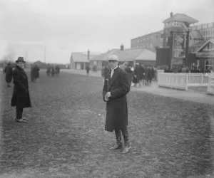 1920s 1920s 20s 20s Prints: Celebrities at Doncaster. Mr Jack Anthony. 13 September 1922