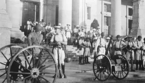Chinese War. A naval detachment on guard outside the Hong Kong and Shanghai bank at Hankow