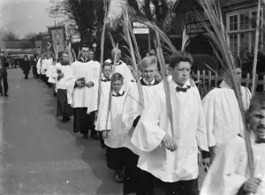 Clergy Prints: Church palm procession through Orpington. 1935