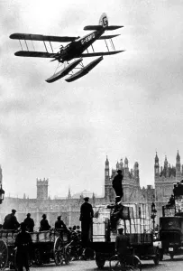 Plane Prints: Cobham flies over Thames - flight to Australia and back - ? TopFoto