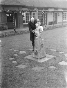 Colonel Edlmann unveiling the statue Peter Pan at Dartford Lane School in Kent