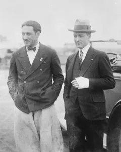 Com Byrd and Acosta await turn of weather to start on New York - Paris non stop flight