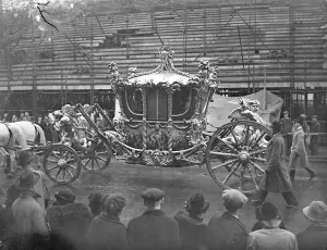 Royal Coach Prints: The Coronation carriage